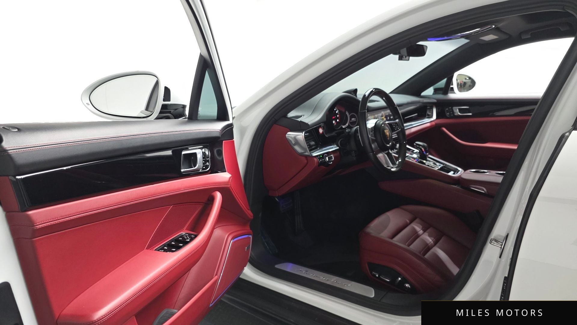 Porsche Panamera 2020 — миниатюра 12