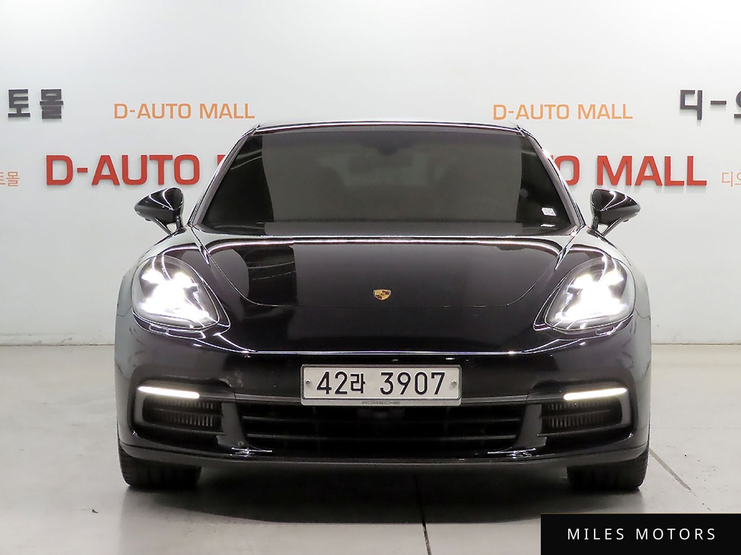 Porsche Panamera 2018 — миниатюра 2