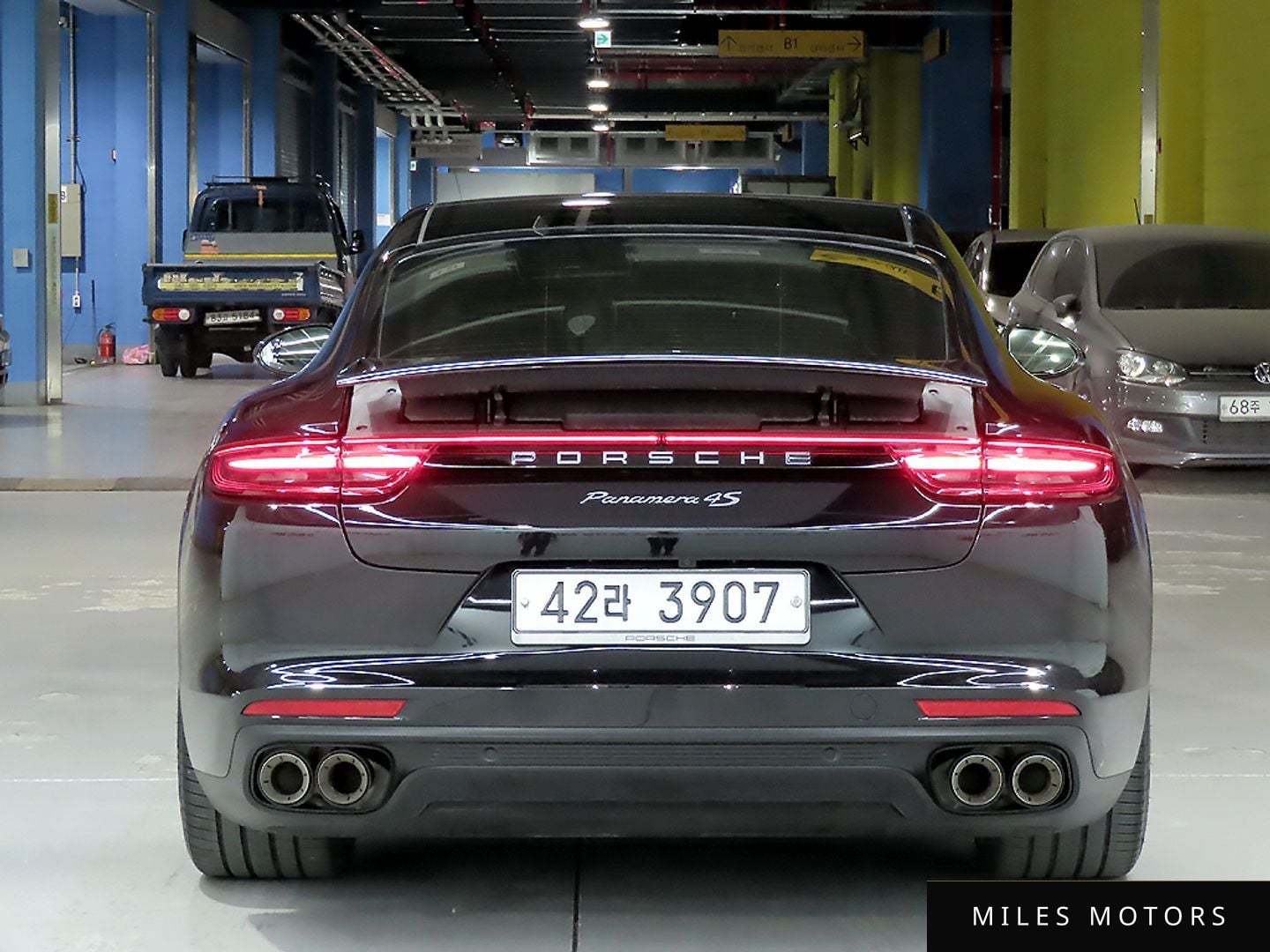Porsche Panamera 2018 — миниатюра 3