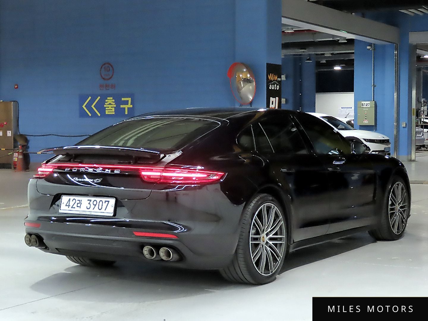 Porsche Panamera 2018 — миниатюра 4