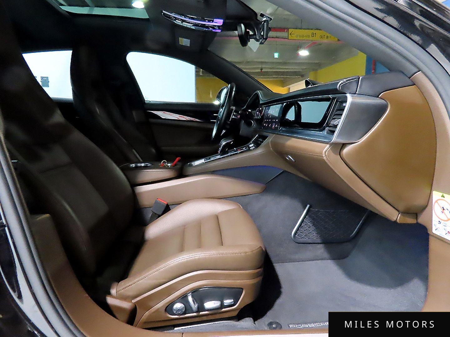 Porsche Panamera 2018 — миниатюра 9