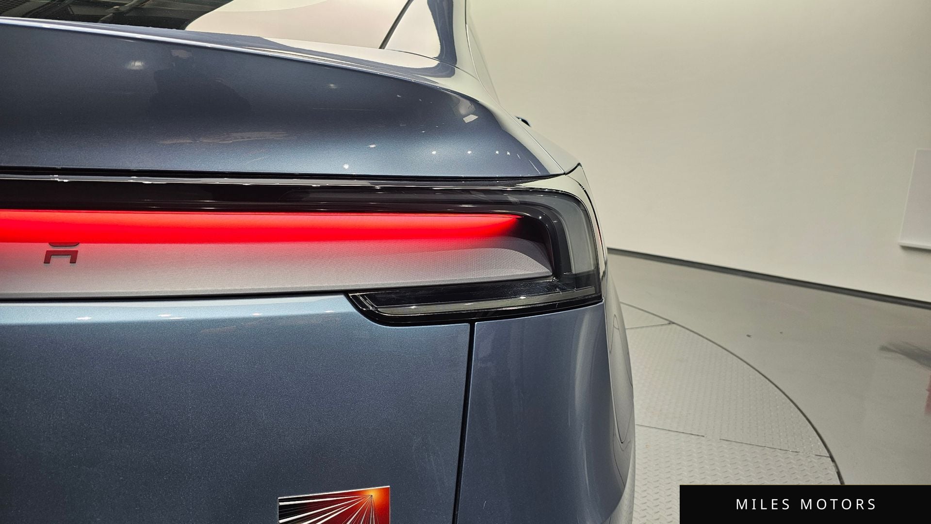 Tesla Model Y 2025 — миниатюра 8