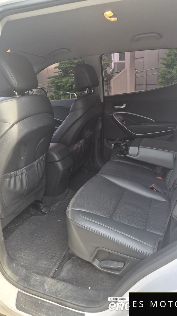 Hyundai Santafe 2018 — миниатюра 7