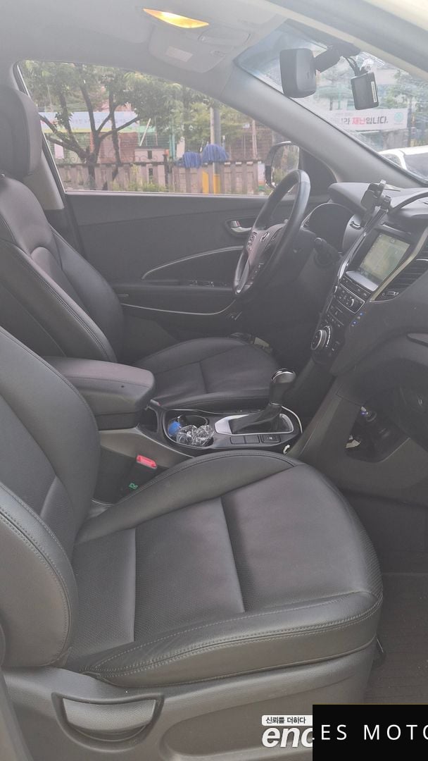 Hyundai Santafe 2018 — миниатюра 10