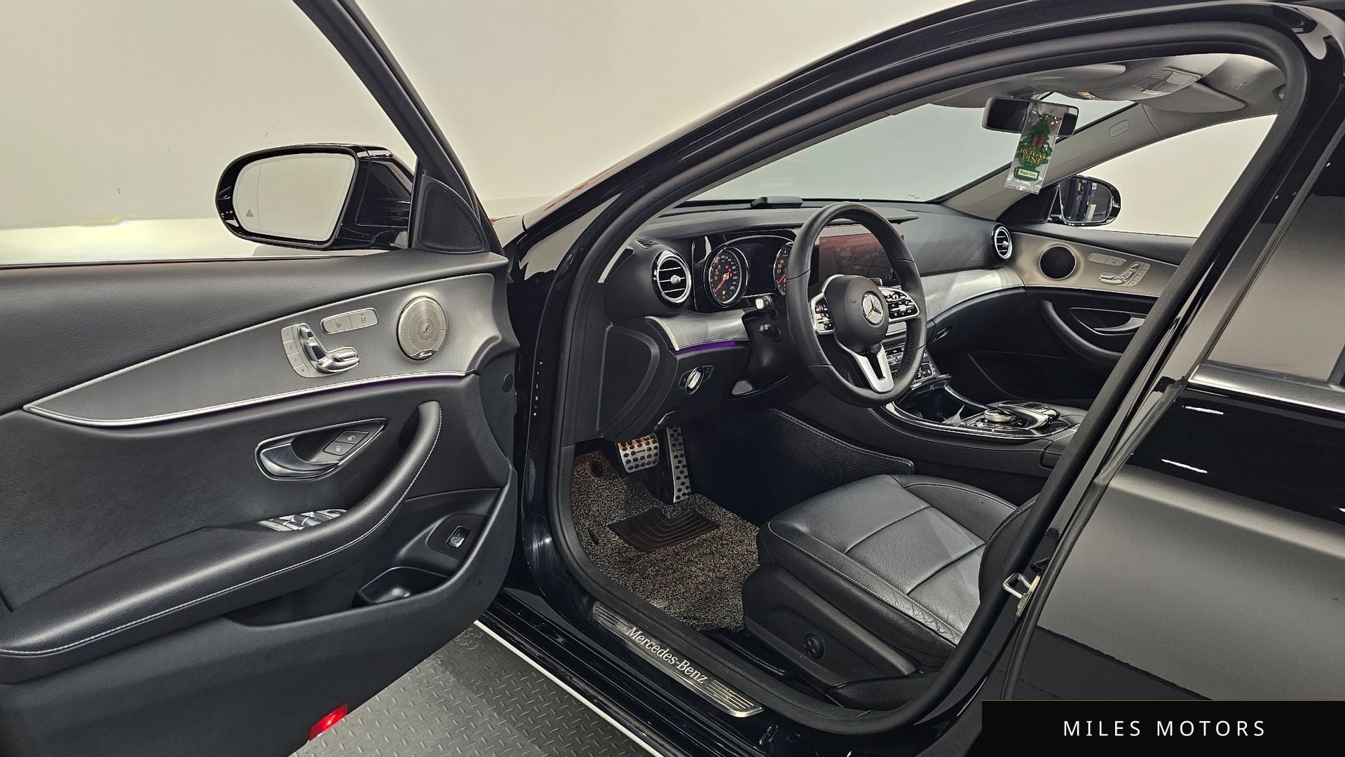 Mercedes-Benz E-Class W213 2019 — миниатюра 12