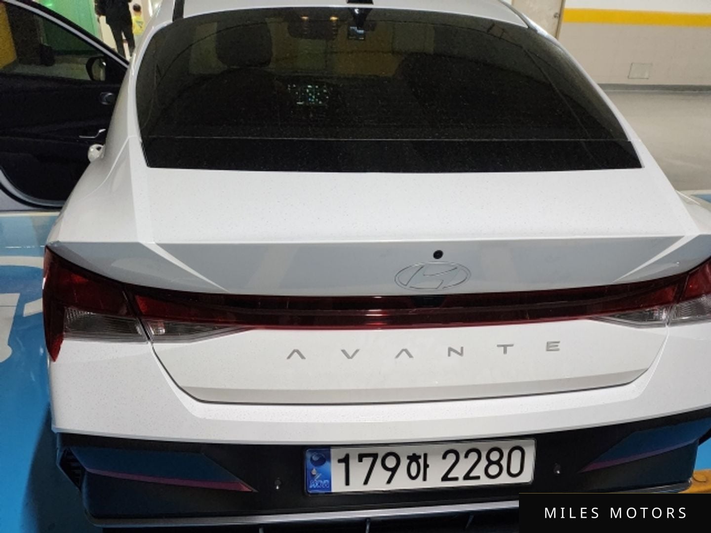 Hyundai AVANTE 2025 — миниатюра 4