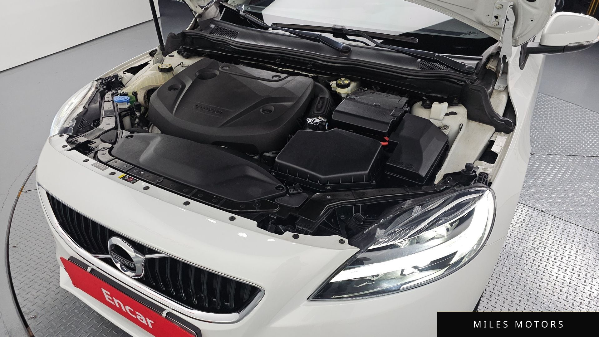Volvo V40 2017 — миниатюра 6