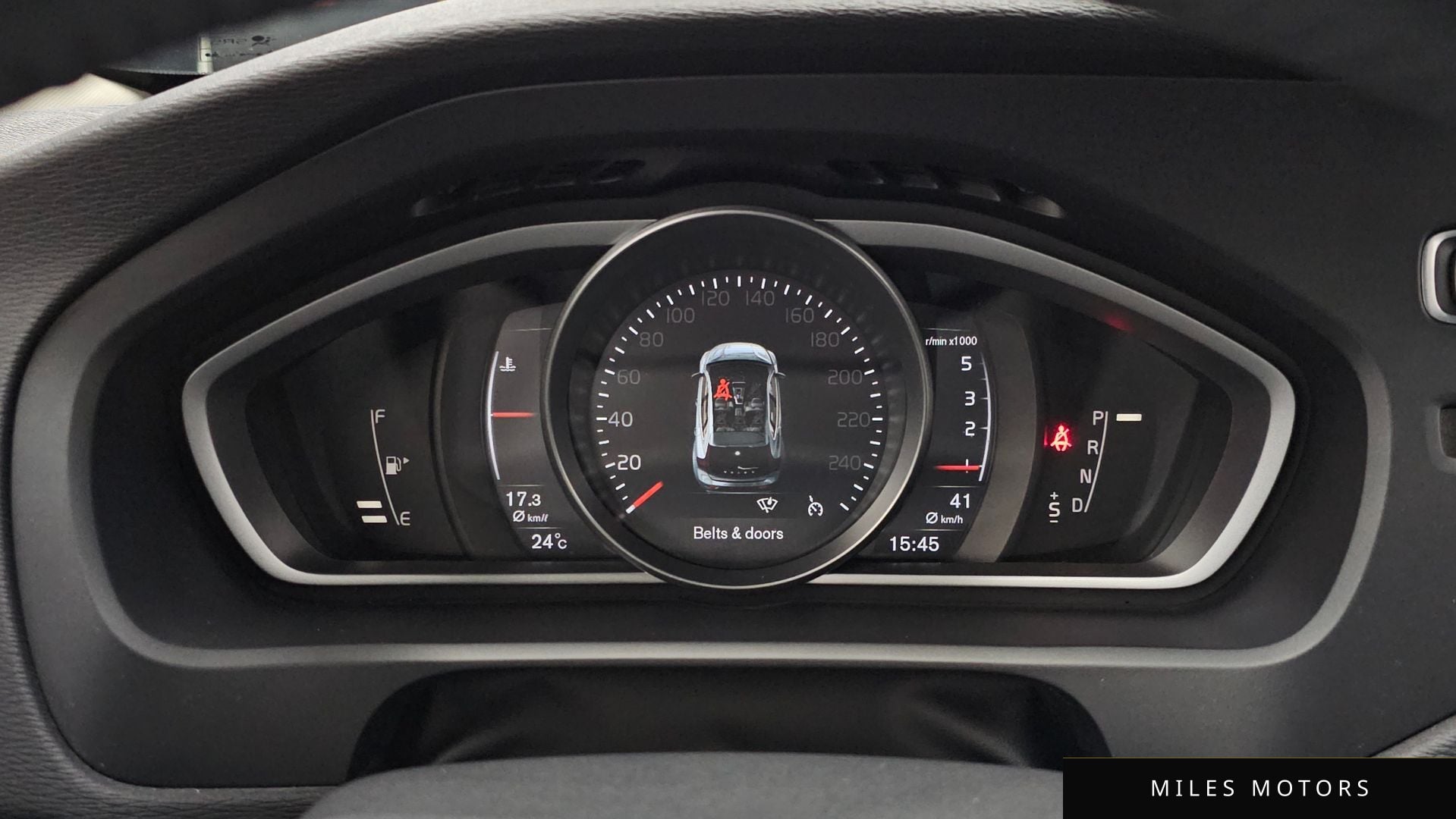 Volvo V40 2017 — миниатюра 8