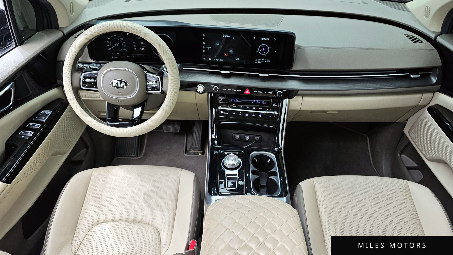 Kia Carnival 2021 — миниатюра 10