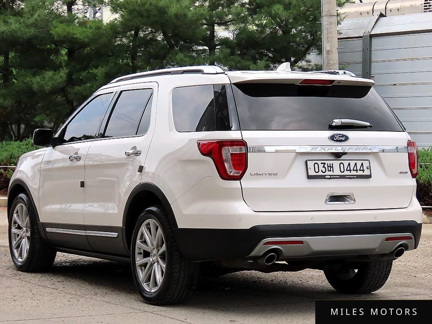 Ford Explorer 2016 — миниатюра 3
