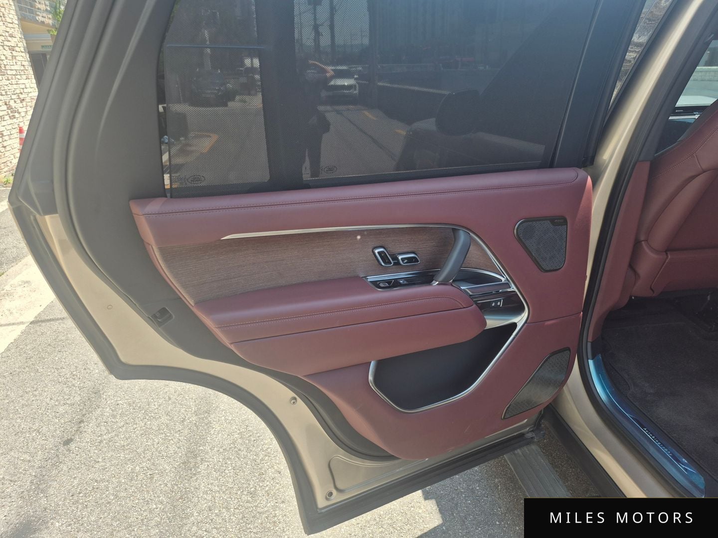 Land Rover Range Rover 2025 — миниатюра 2