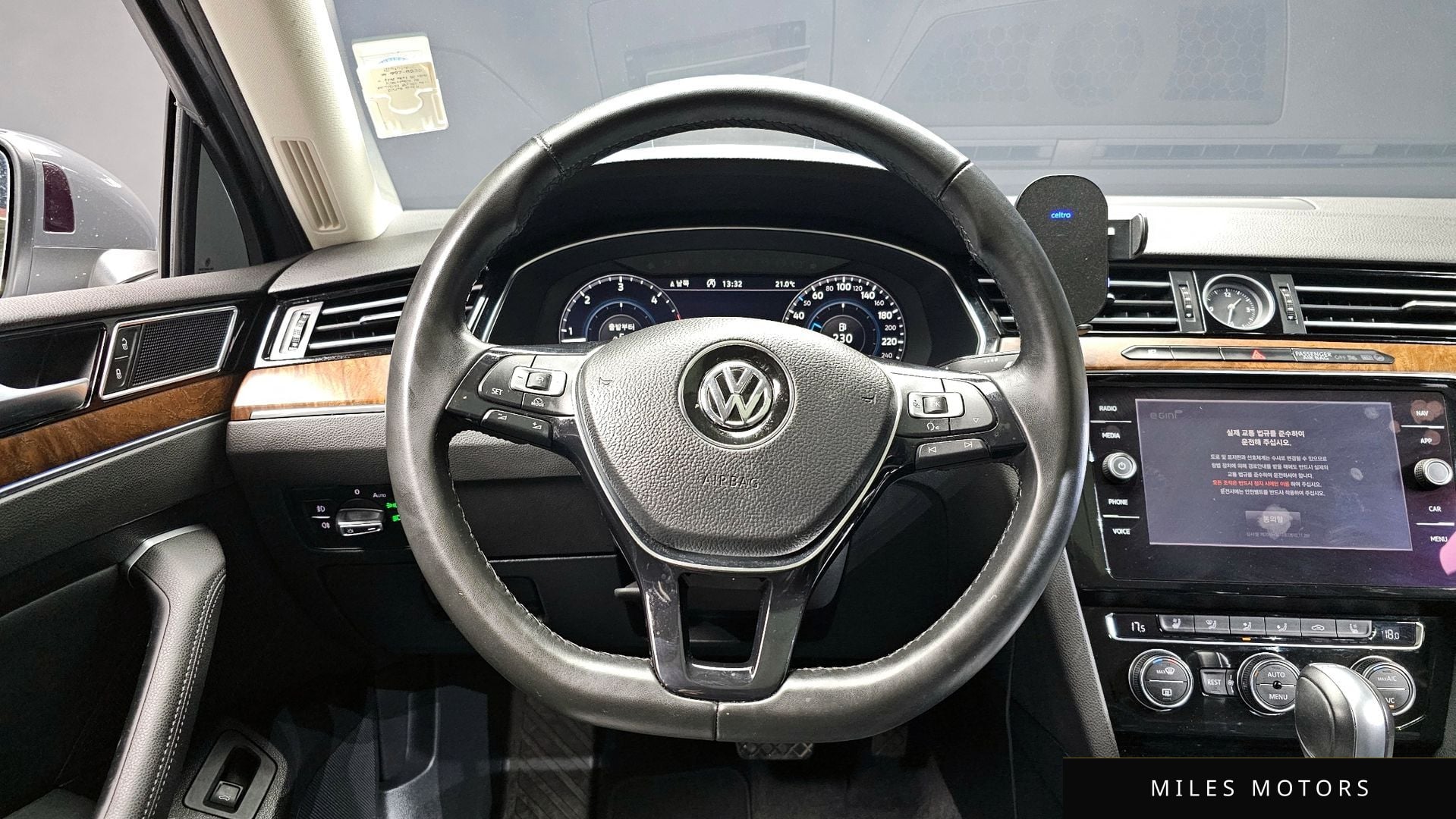 Volkswagen Passat 2018 — миниатюра 12