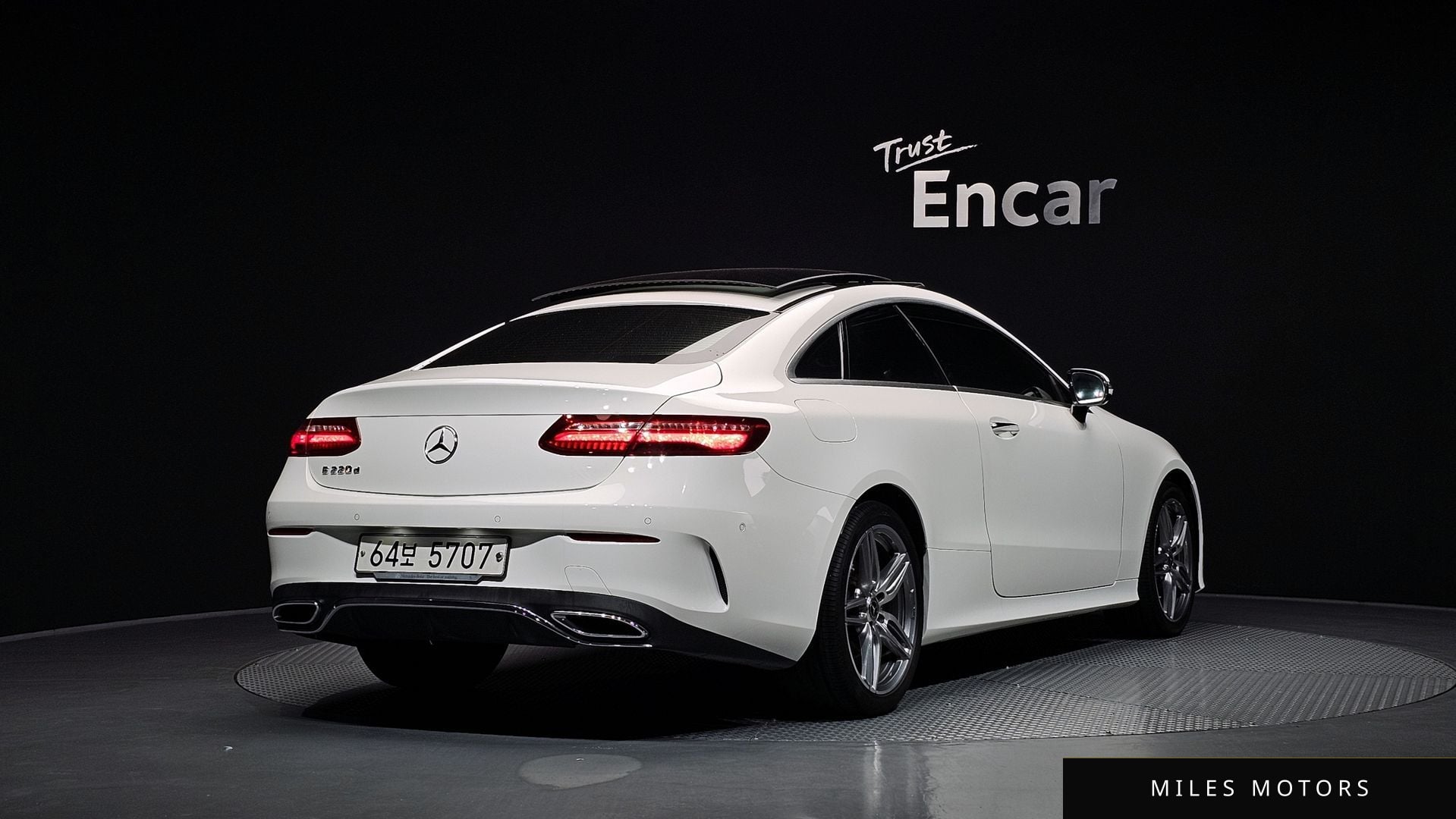 Mercedes-Benz E-Class W213 2017 — миниатюра 2