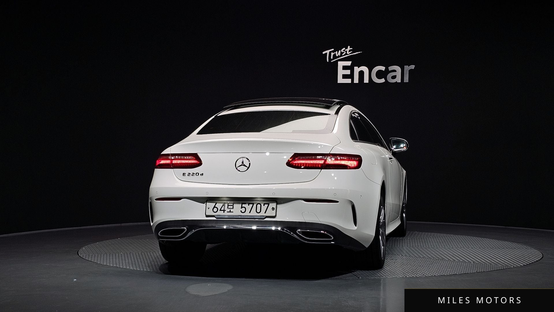 Mercedes-Benz E-Class W213 2017 — миниатюра 4
