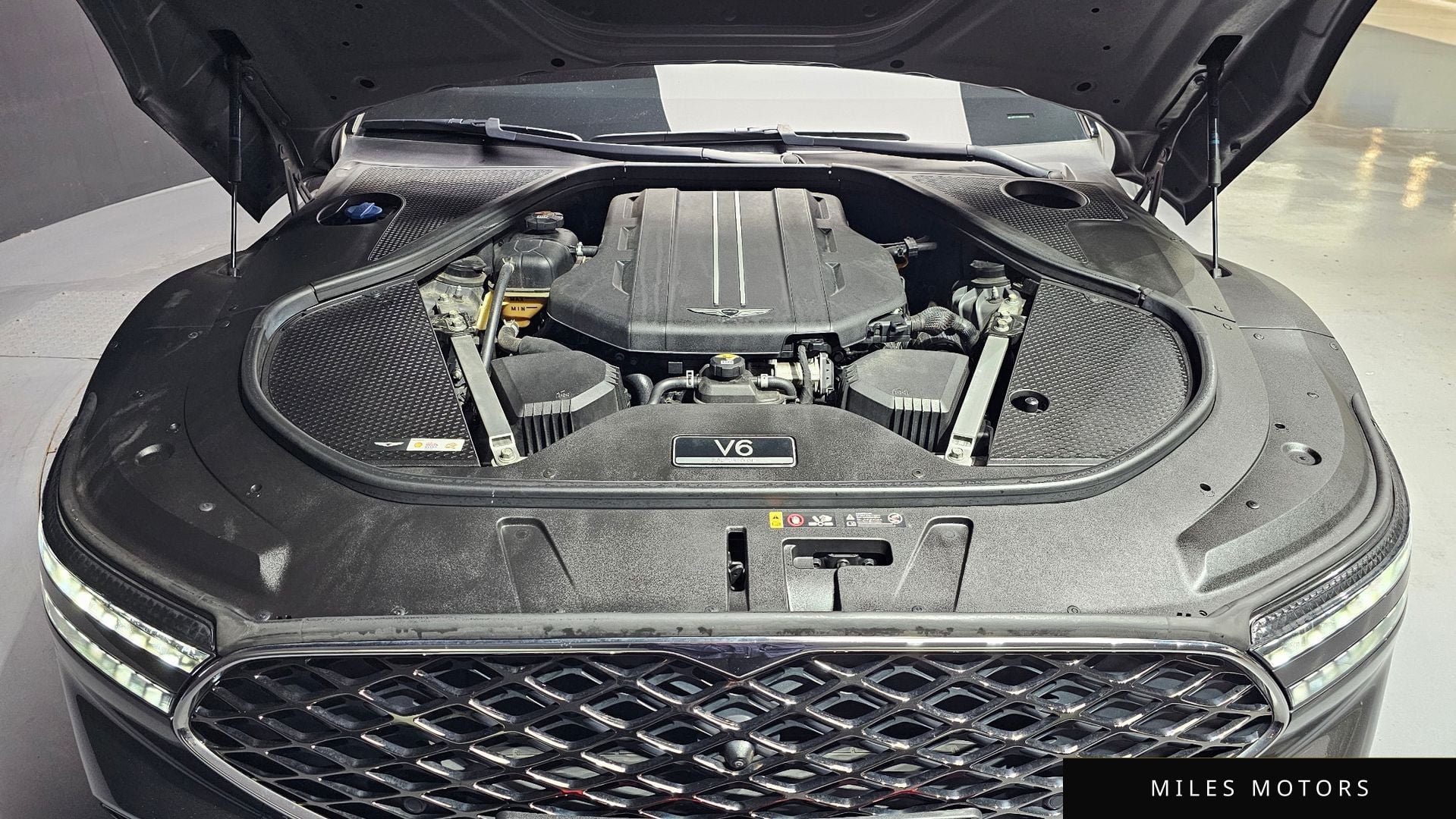 Genesis G90 (RS4) 2022 — миниатюра 6