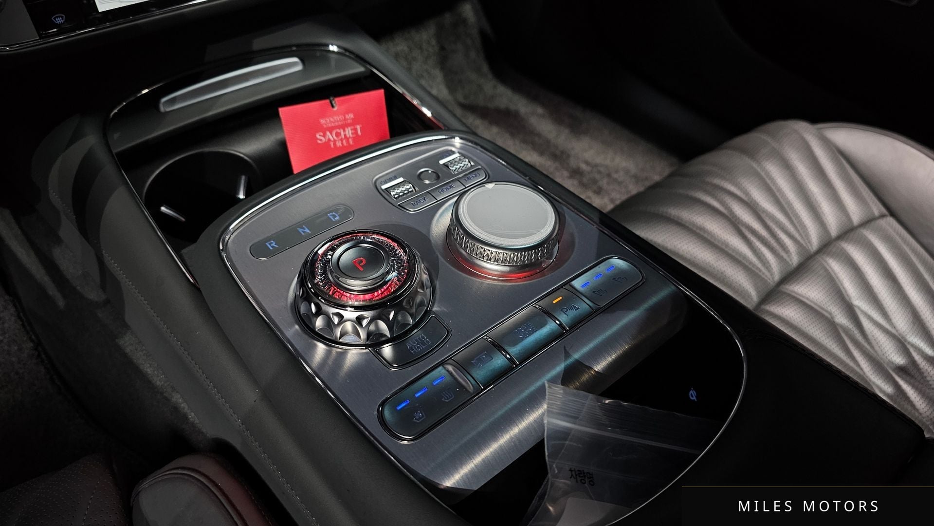 Genesis G90 (RS4) 2022 — миниатюра 12
