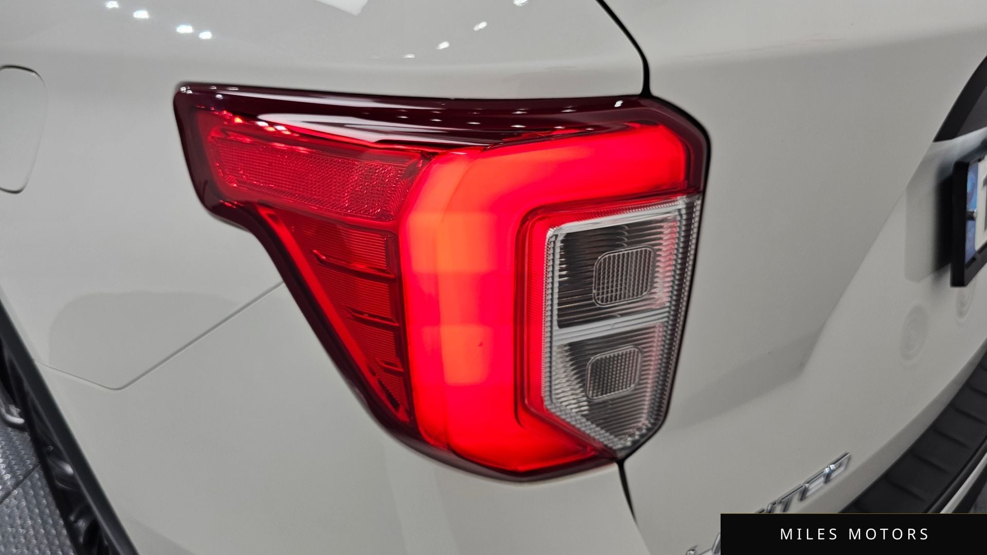 Ford Explorer 2022 — миниатюра 9