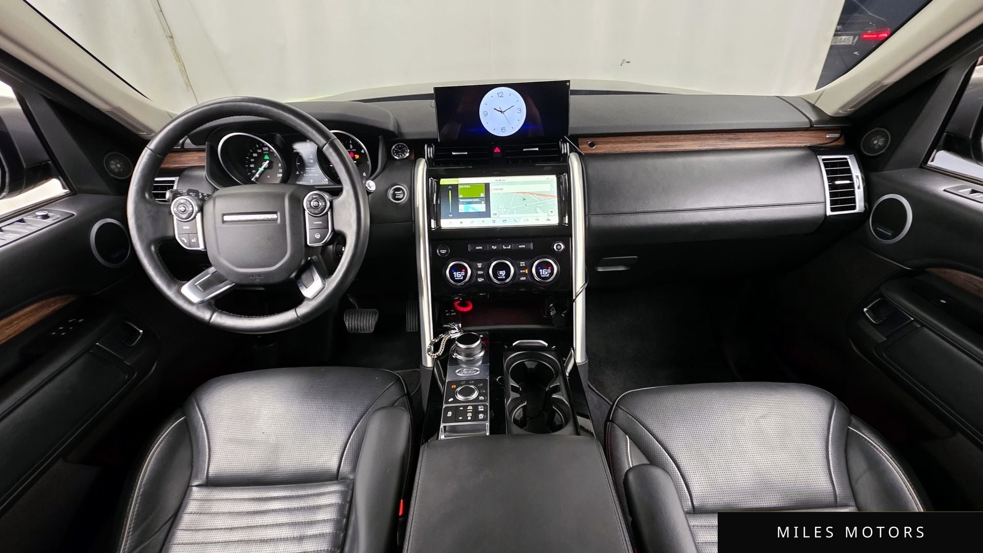 Land Rover Discovery 2017 — миниатюра 7
