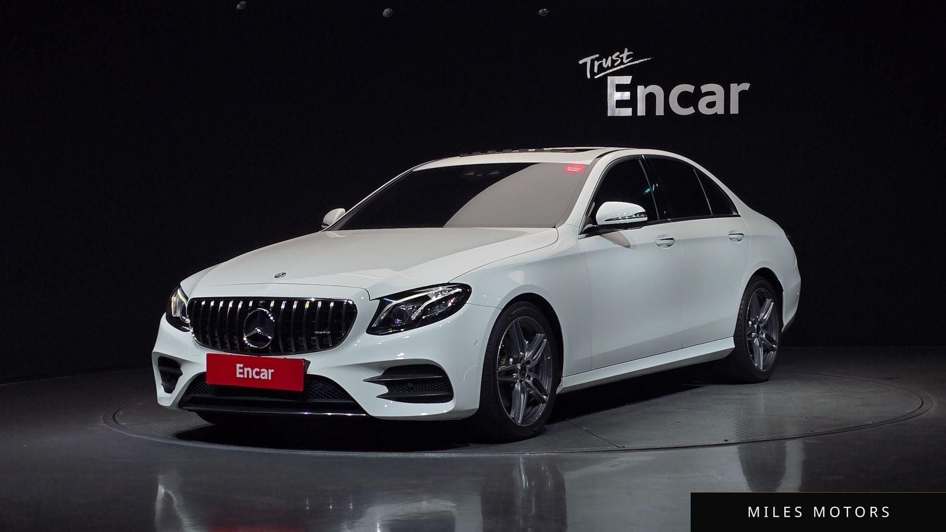Mercedes-Benz E-Class W213 2018 — фото 1 из 12