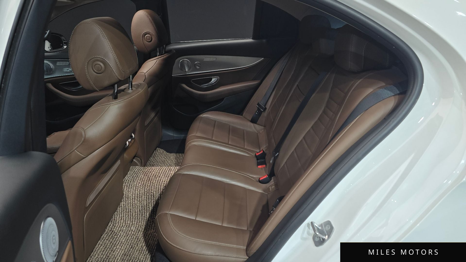 Mercedes-Benz E-Class W213 2018 — миниатюра 11