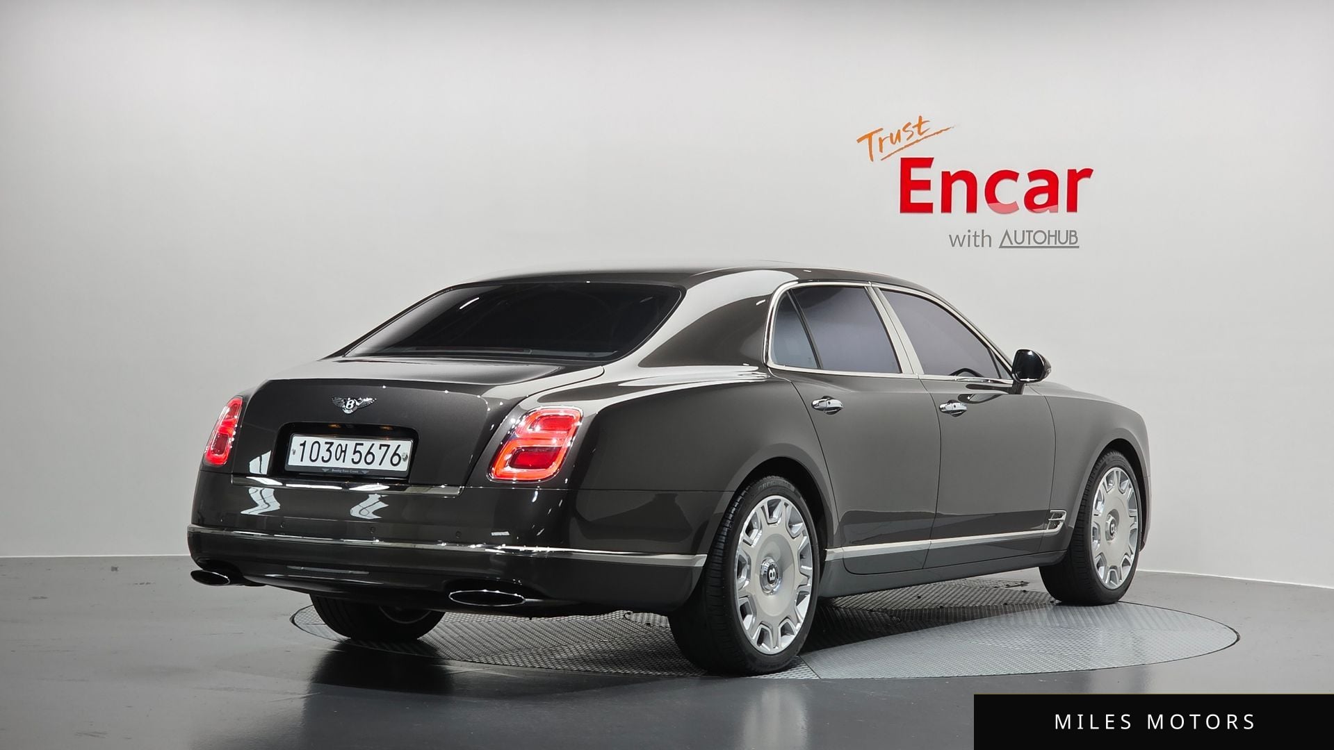 Bentley Mulsanne 2018 — миниатюра 2