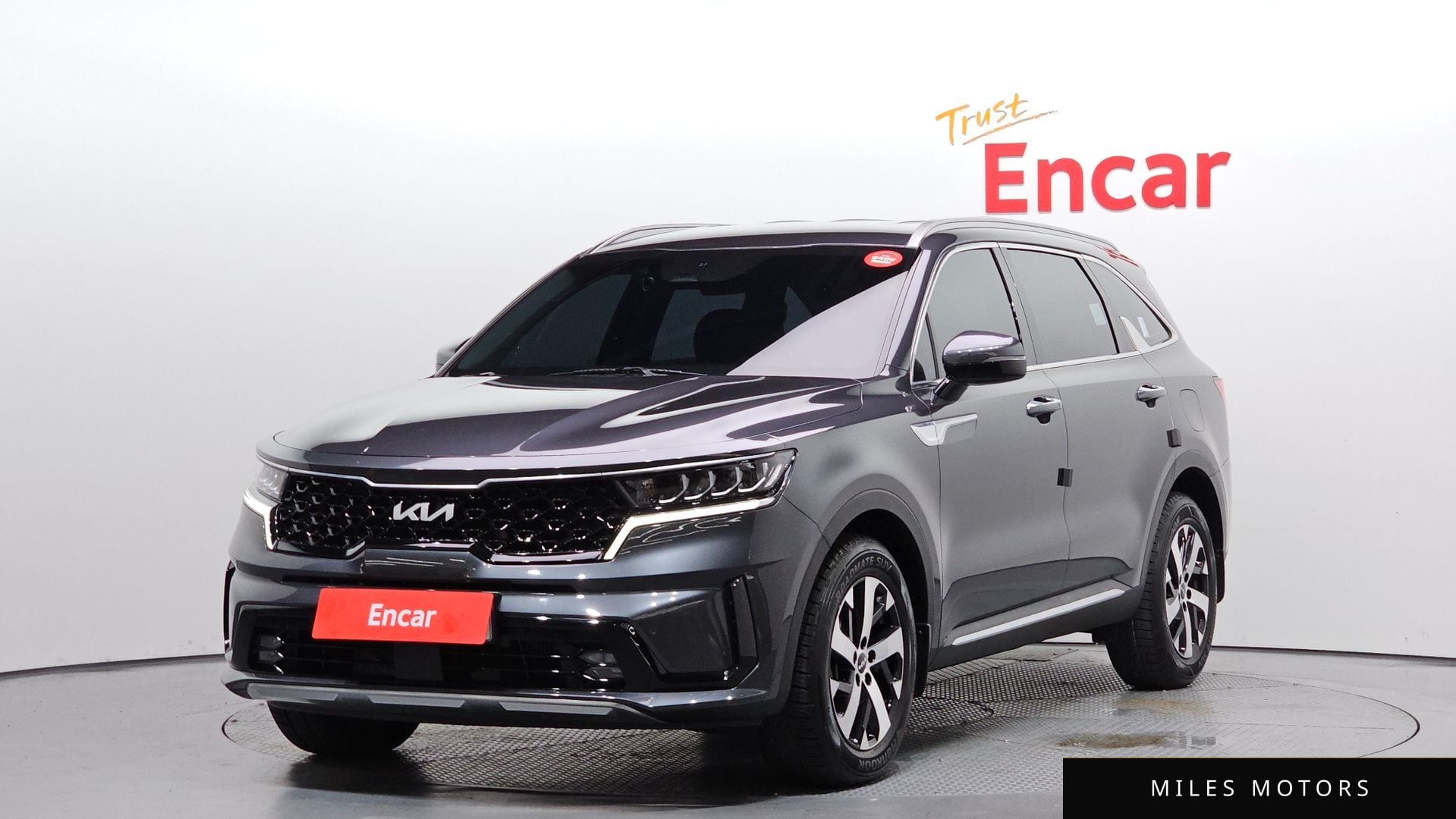 Kia Sorento 2023 — фото 1 из 12