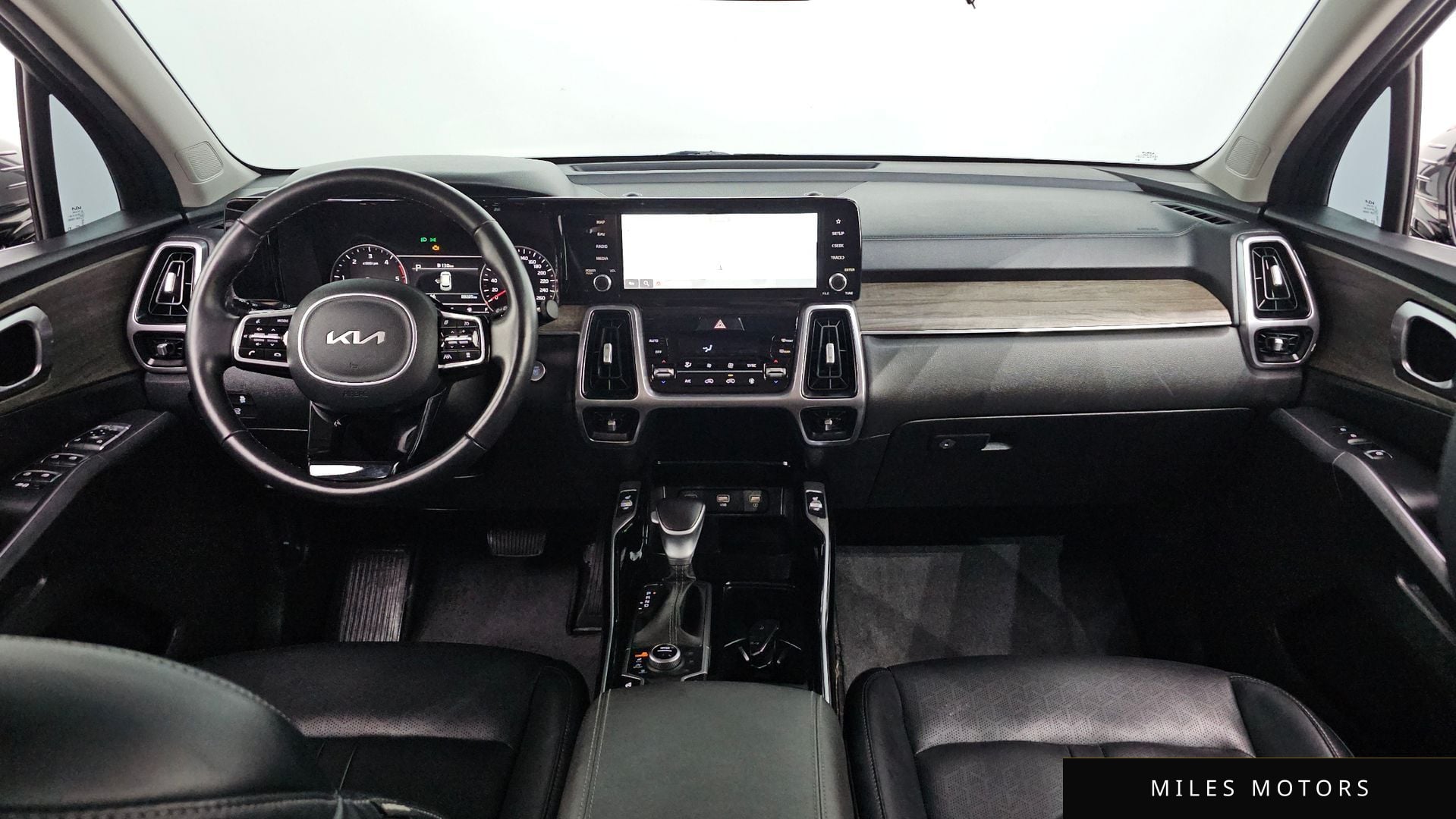 Kia Sorento 2023 — миниатюра 10