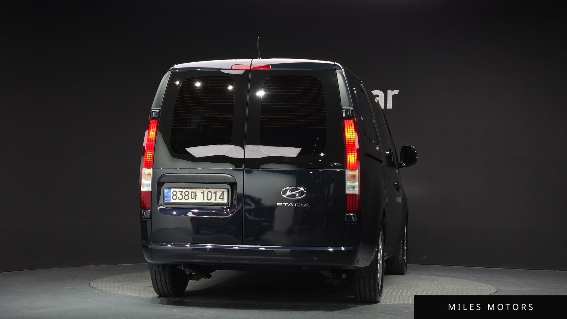 Hyundai Staria 2023 — миниатюра 4