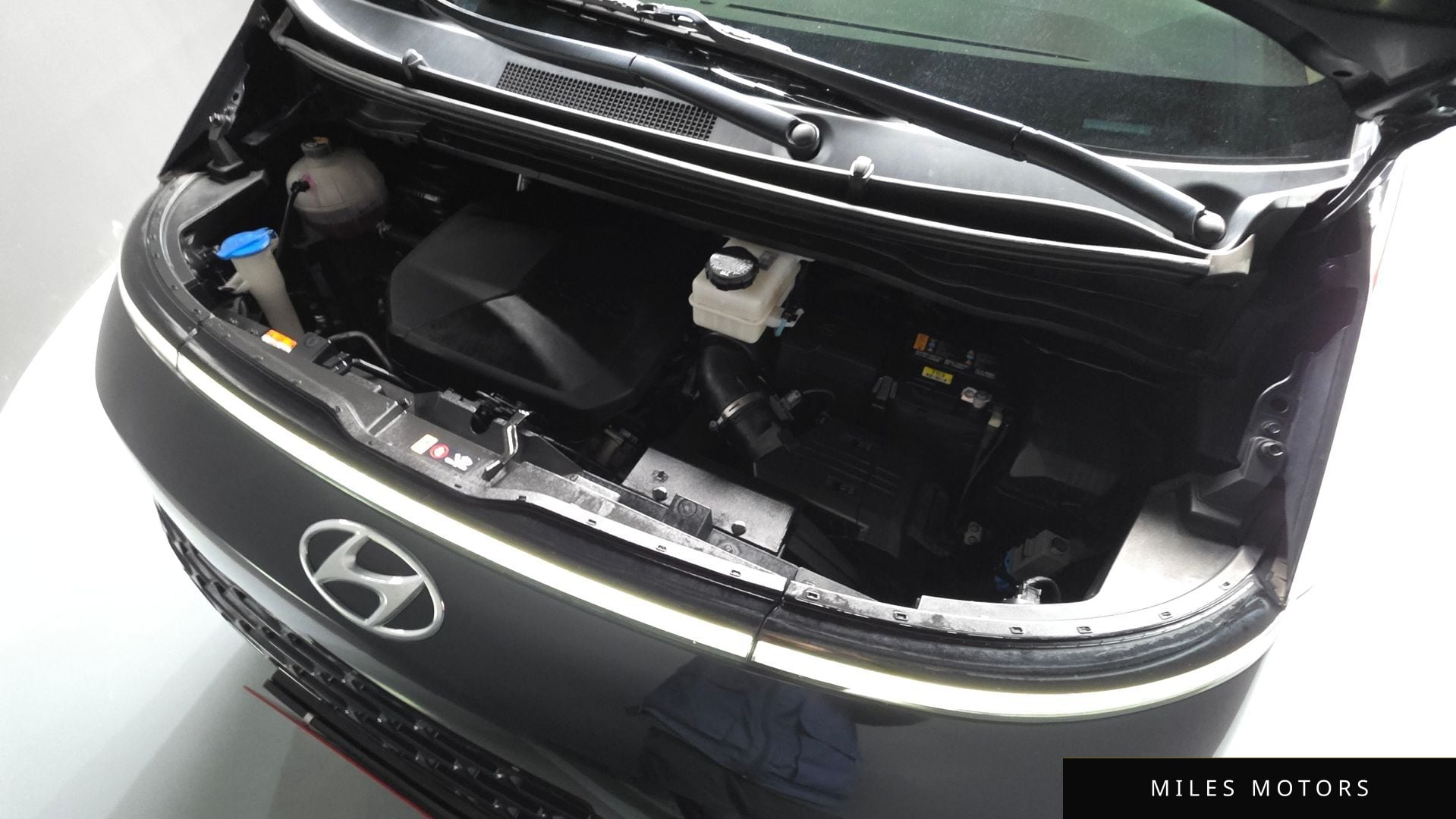 Hyundai Staria 2023 — миниатюра 6