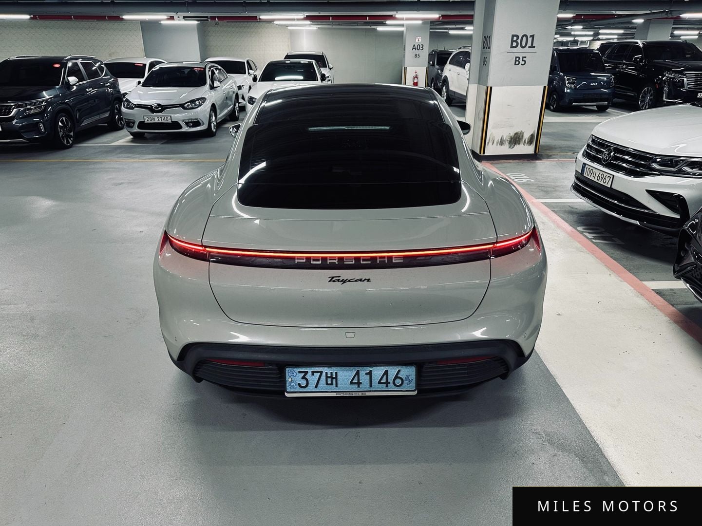 Porsche Taycan 2025 — миниатюра 4