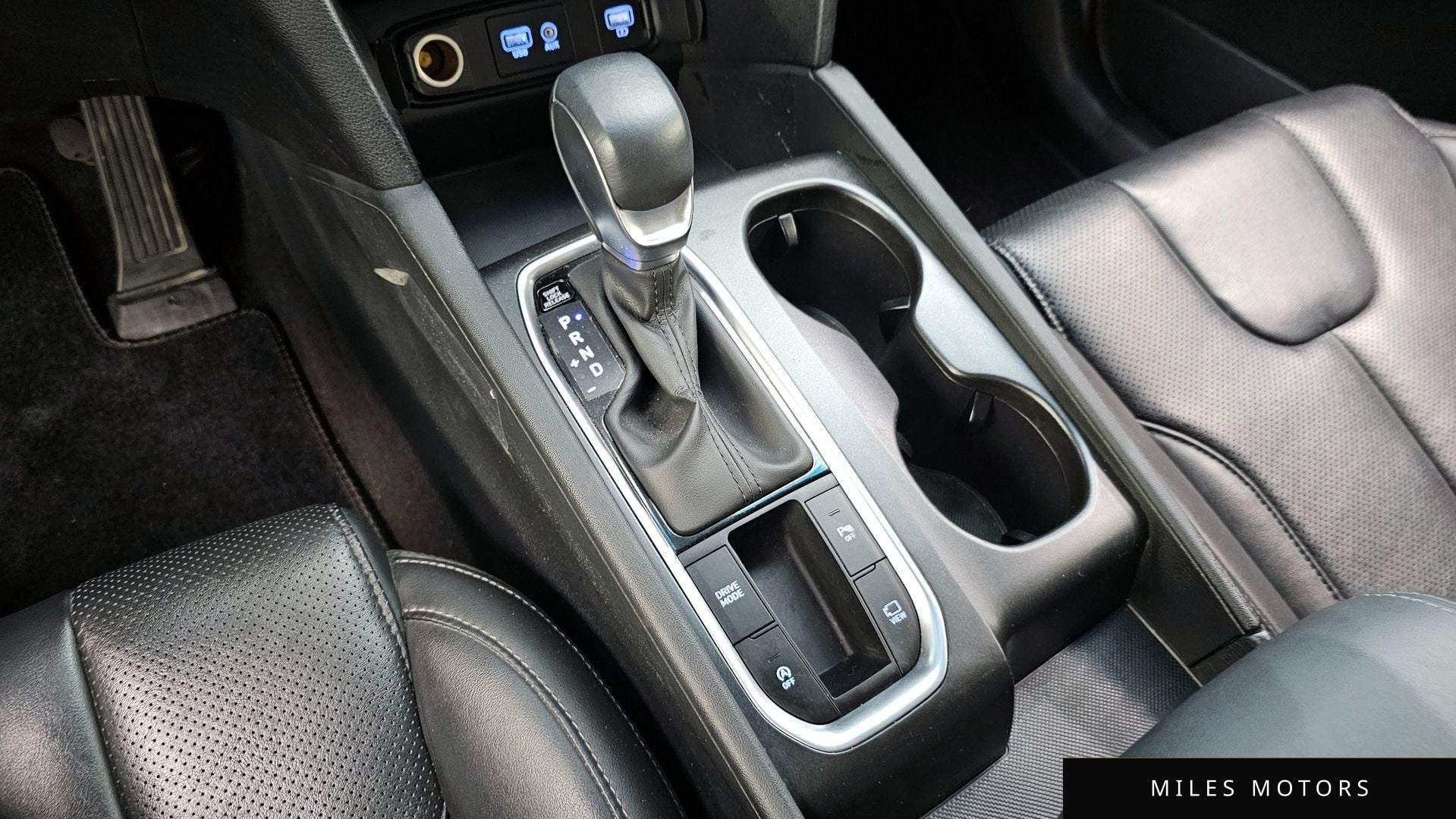Hyundai Santafe 2019 — миниатюра 12