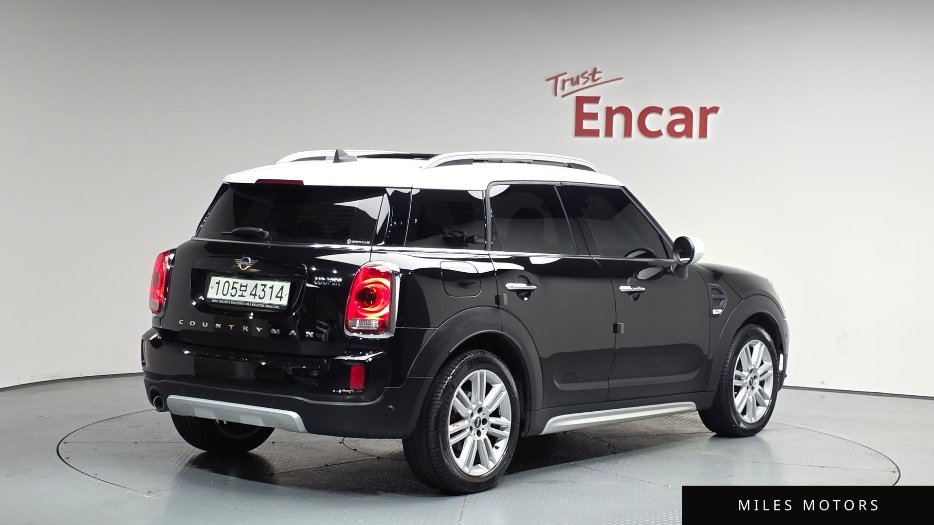 MINI Countryman 2020 — фото 1 из 12