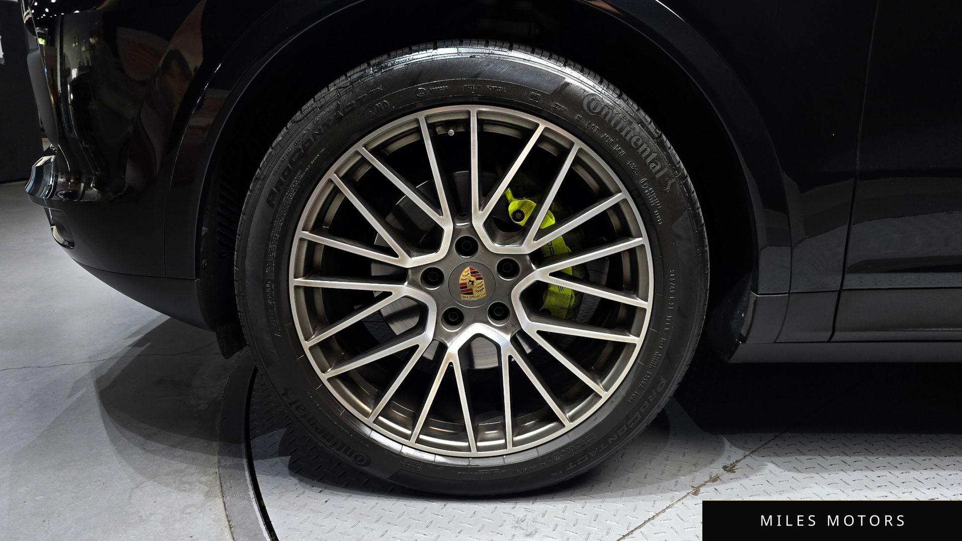 Porsche Cayenne 2023 — миниатюра 5