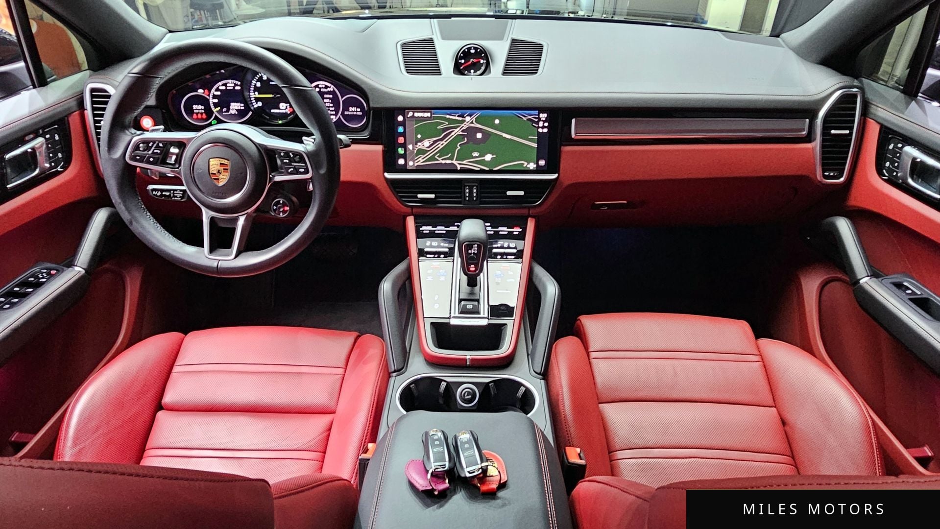 Porsche Cayenne 2023 — миниатюра 10