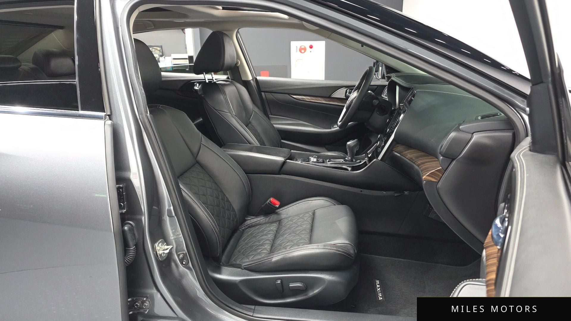 Nissan Maxima 2017 — миниатюра 11
