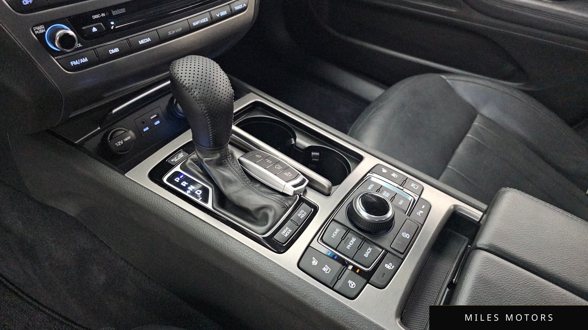 Hyundai Genesis 2016 — миниатюра 12