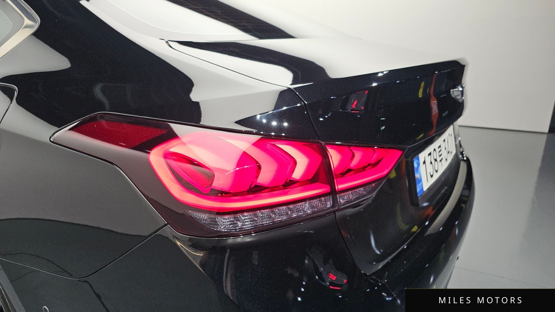 Hyundai Genesis 2016 — миниатюра 9