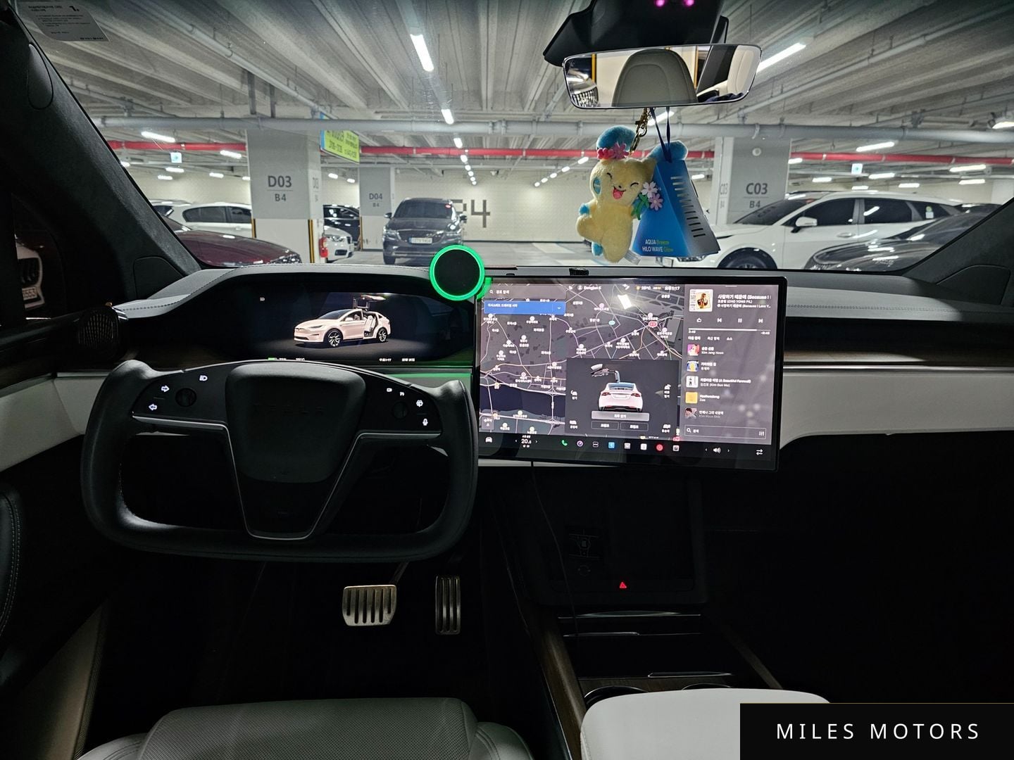 Tesla Model X 2023 — миниатюра 9