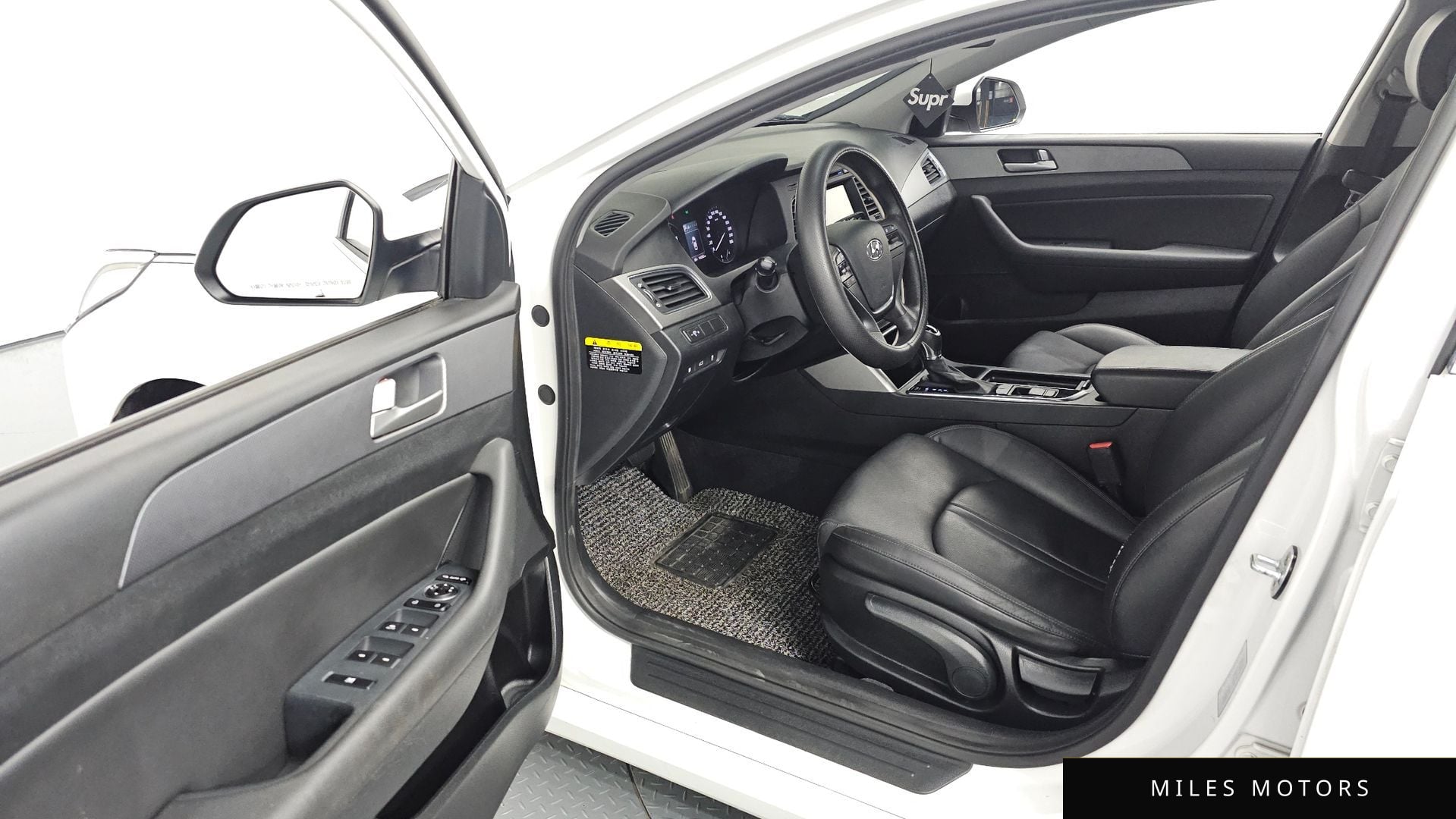 Hyundai Sonata 2016 — миниатюра 10