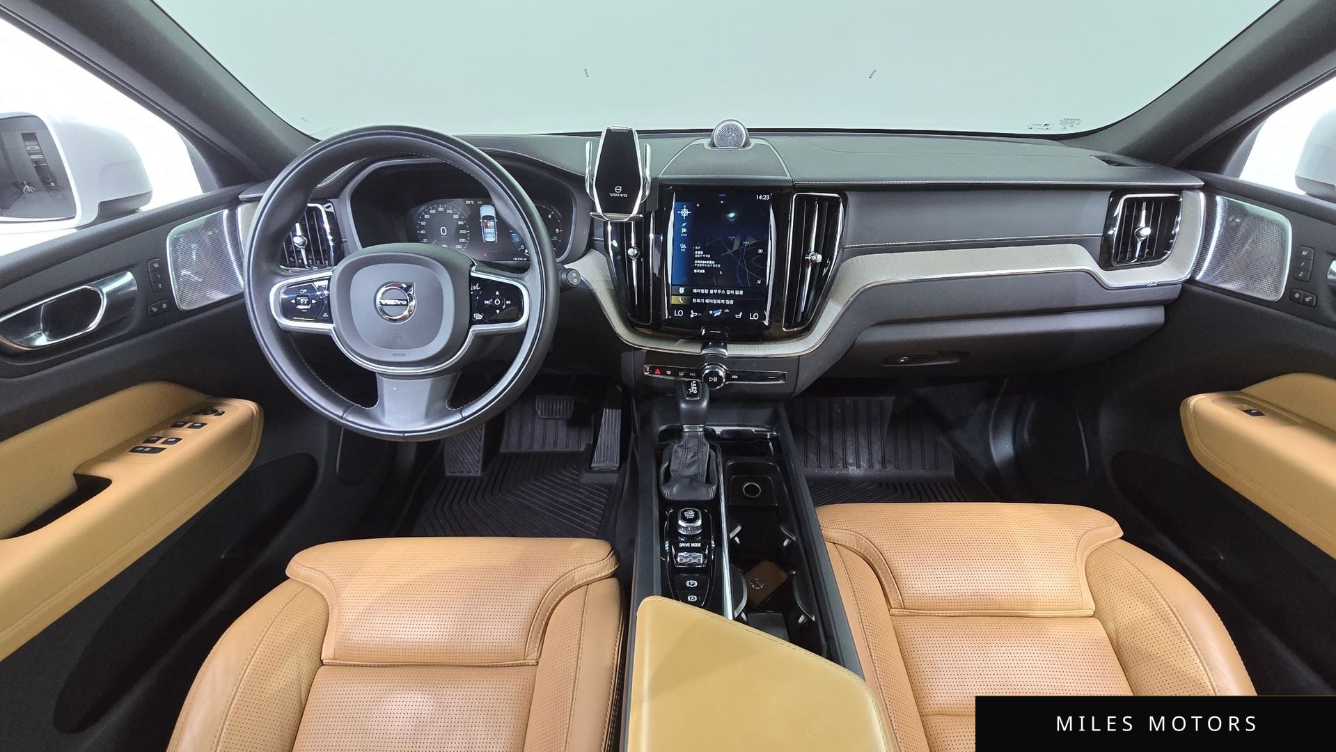 Volvo XC60 2019 — миниатюра 7