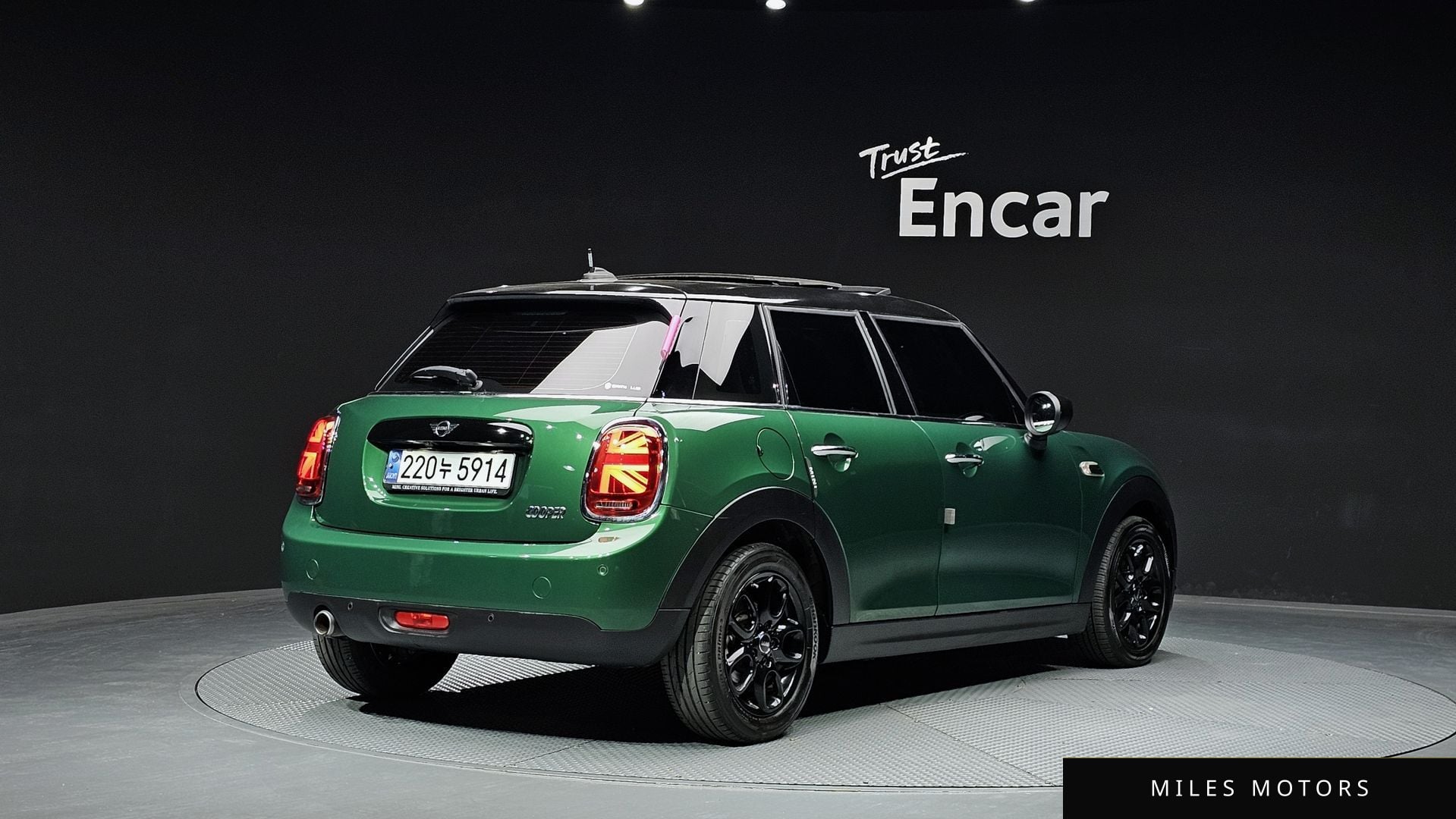 MINI Cooper 2021 — миниатюра 2