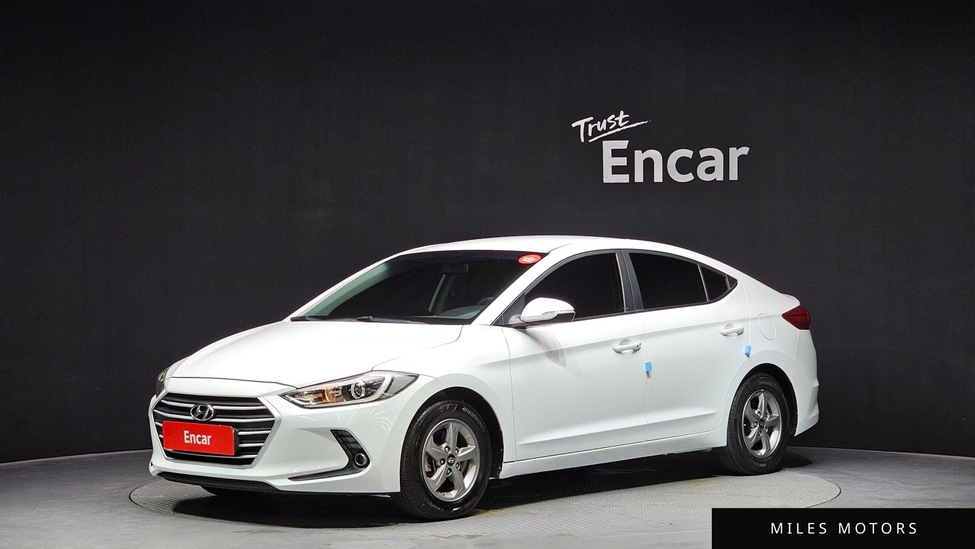 Hyundai AVANTE 2016 — фото 1 из 12