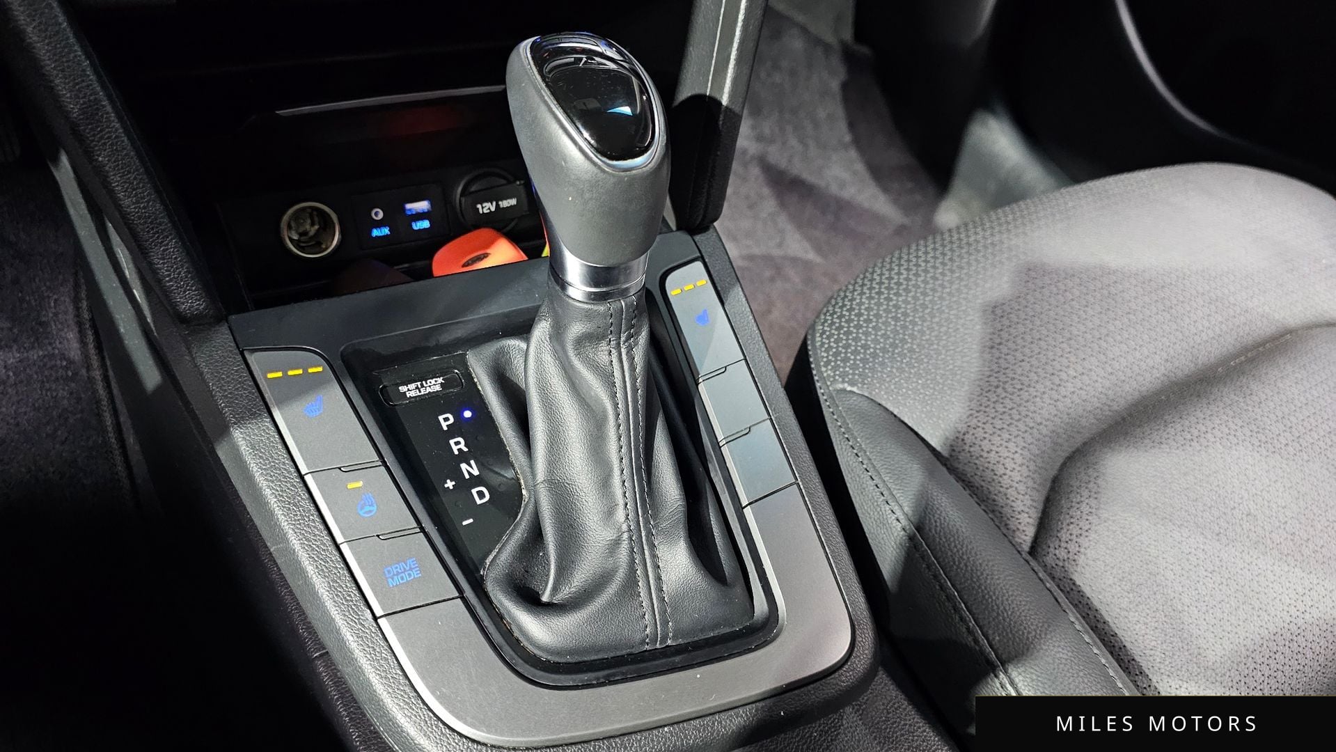 Hyundai AVANTE 2016 — миниатюра 12