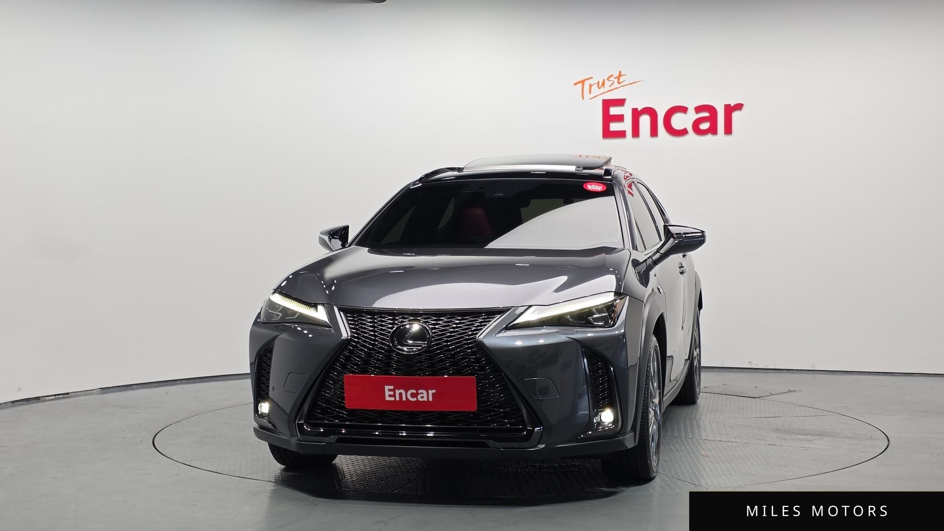 Лексус UX250h 2024 — миниатюра 3