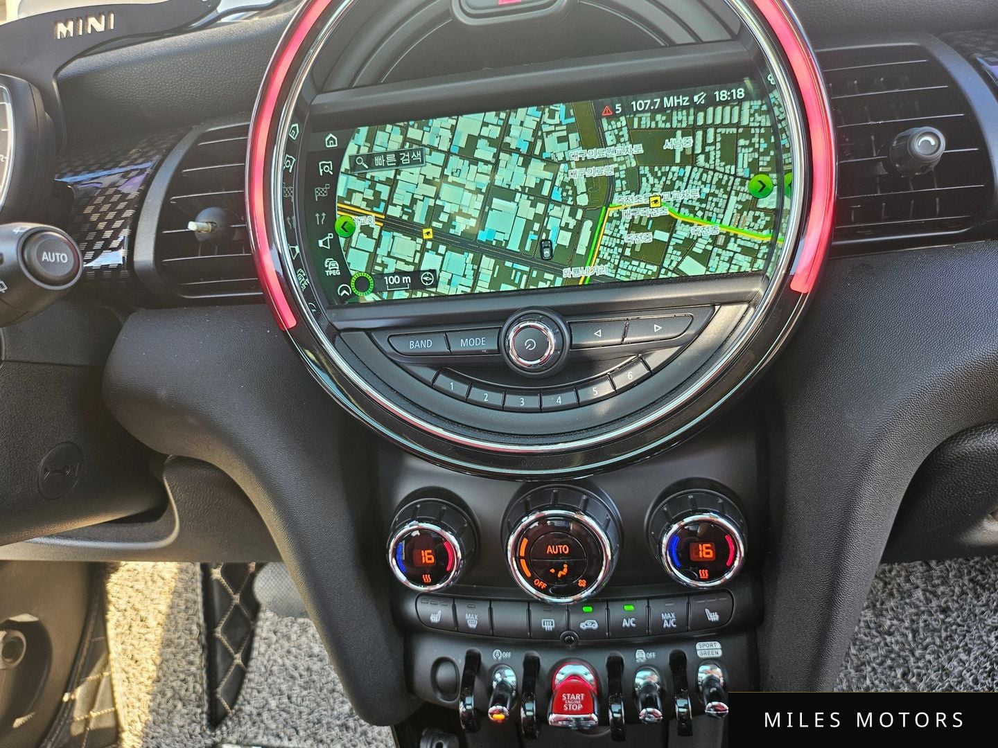MINI Cooper S 2019 — миниатюра 12