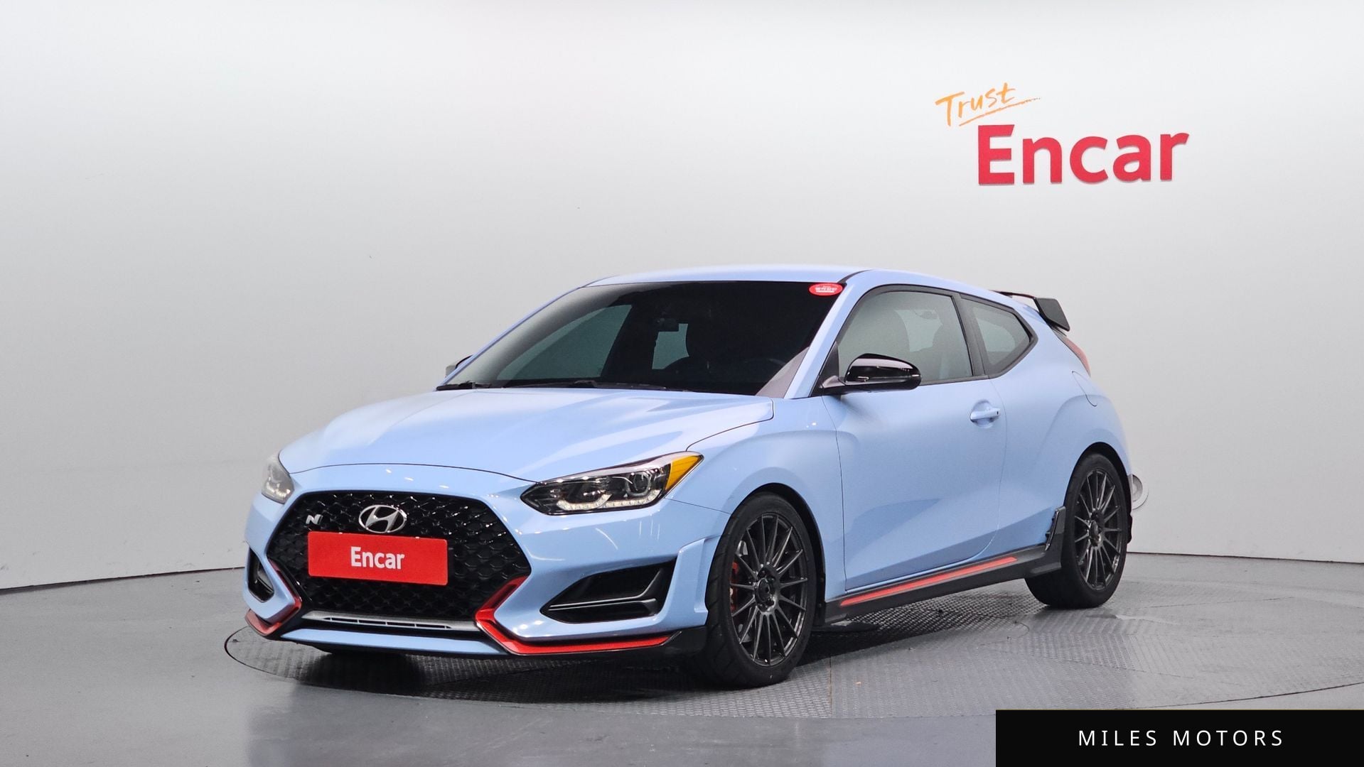 Hyundai Veloster 2019 — фото 1 из 12