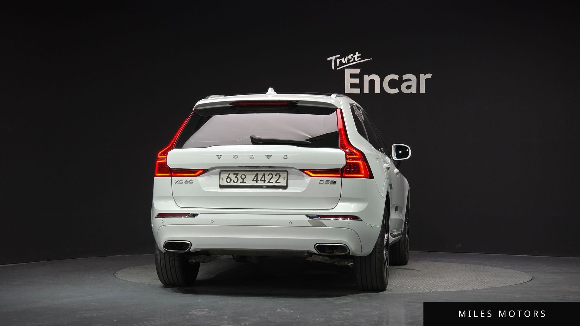 Volvo XC60 2019 — миниатюра 3