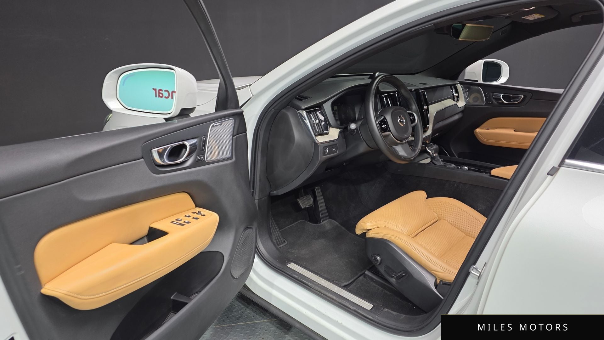 Volvo XC60 2019 — миниатюра 12