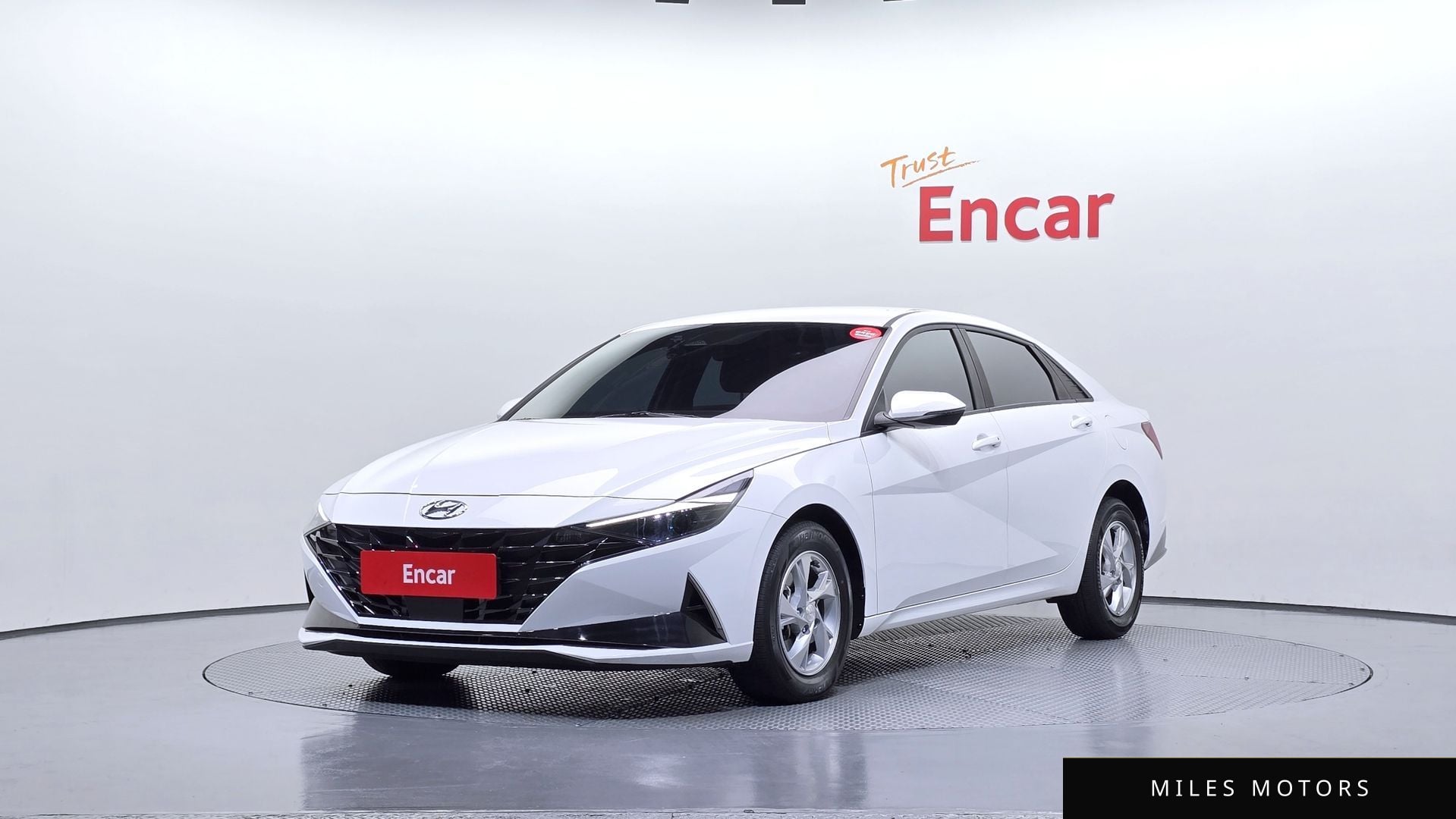 Hyundai AVANTE 2021 — фото 1 из 12