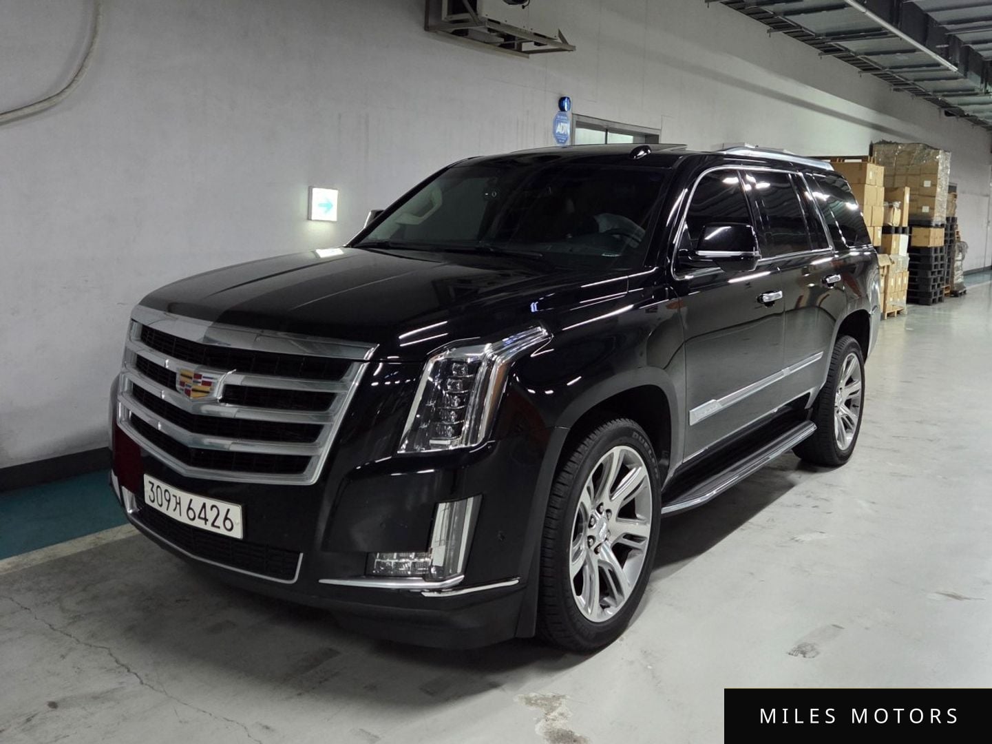 Cadillac Escalade 2018 — фото 1 из 12